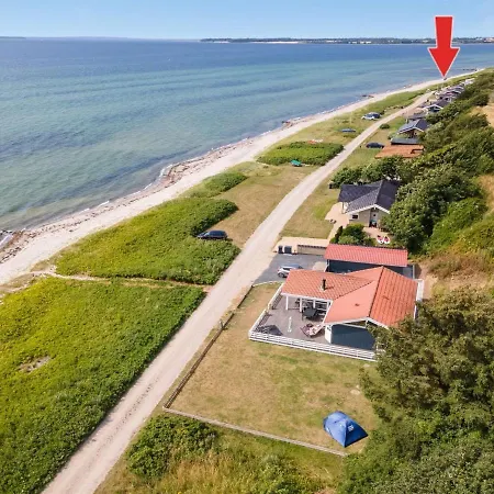 Akseline - 20m From The Sea In Funen By Interhome