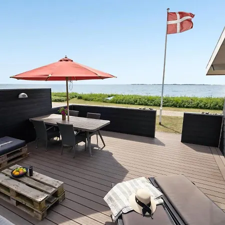Holiday home Akseline - 20m From The Sea In Funen By Interhome Assens