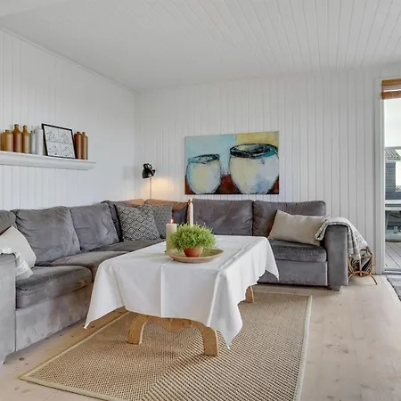 Semesterbostad Akseline - 20m From The Sea By Interhome